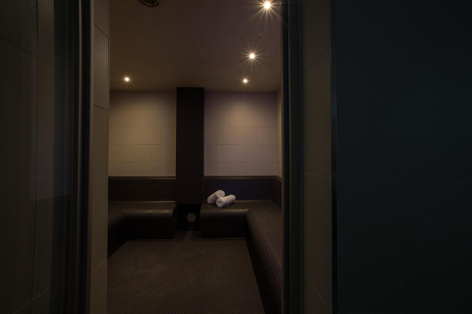 Homaris West Side (Adults Only) Hotel Berlin Exterior photo