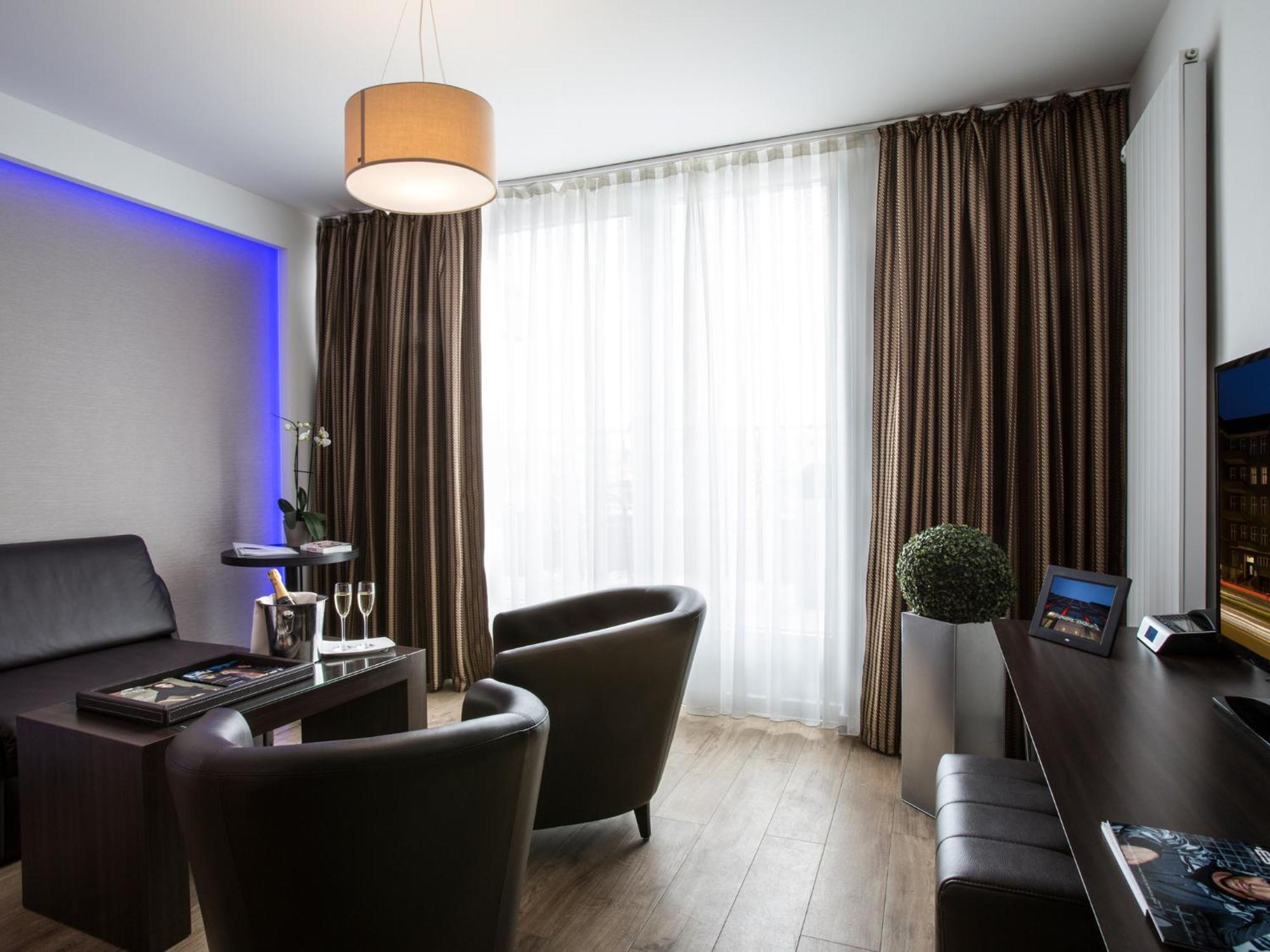 Homaris West Side (Adults Only) Hotel Berlin Exterior photo
